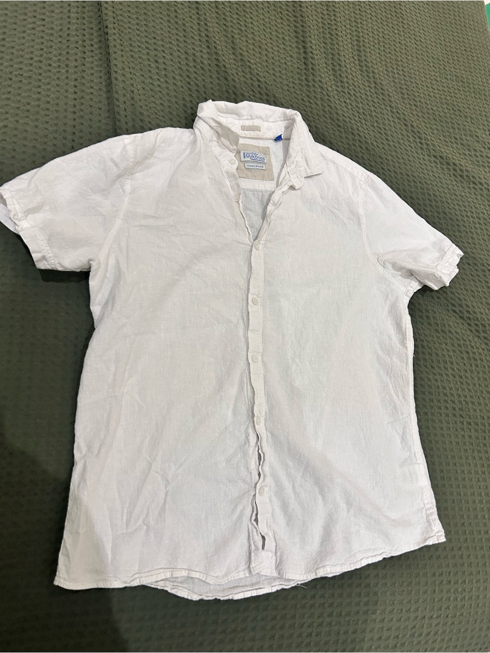Classic White Short-Sleeve Button-Up Shirt - Linen Blend